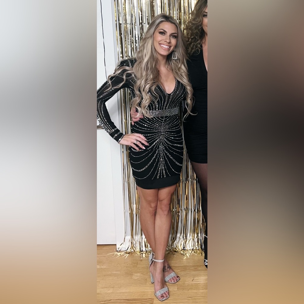 Black Bodycon Dress Plunge Neckline Sleeveless
